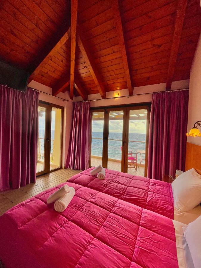 Entheon Rooms Marathópolis Zewnętrze zdjęcie